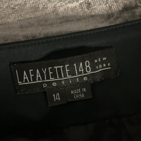 Lafayette 148 New York Petite Black Skirt Size 14 P knee length contemporary - Picture 4 of 10